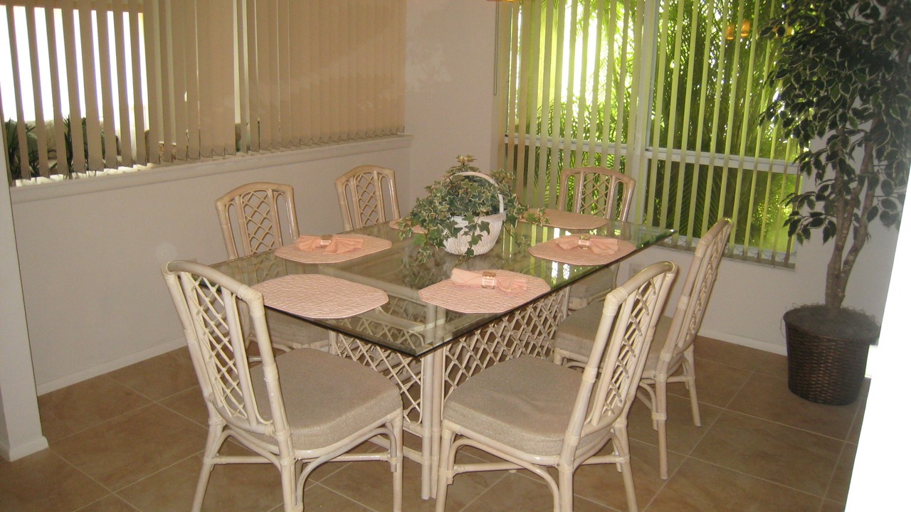 Photo of Bedroom in Lindfields