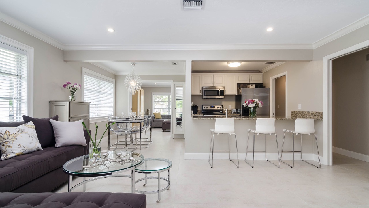 Photo of Bedroom in Naples Park