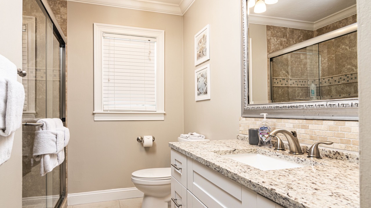 Photo of Bathroom in Naples Park