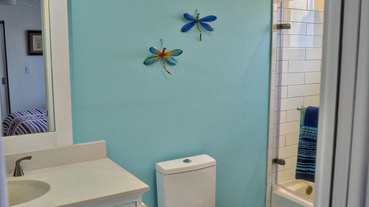 Photo of Bathroom in Independence Square