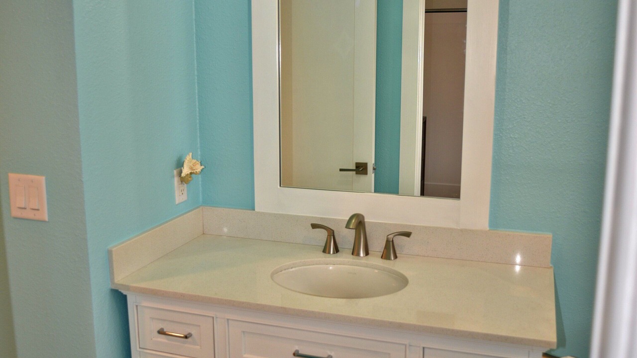 Photo of Bathroom in Independence Square