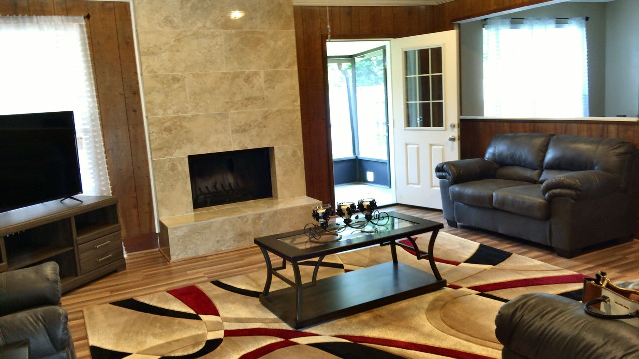 Photo of Livingroom in Westside