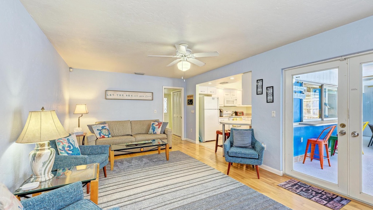 Photo of Livingroom in Sarasota Springs
