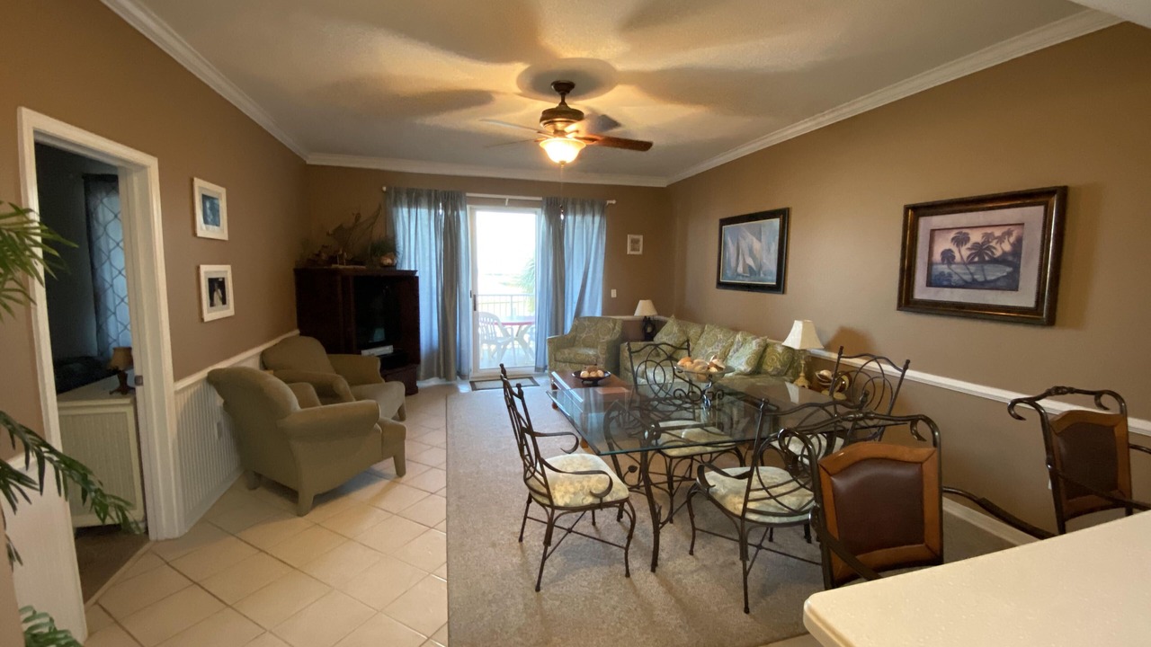 Photo of Livingroom in Fort Morgan
