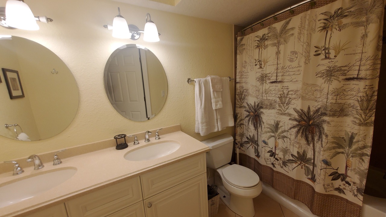 Photo of Bathroom in Redington Shores