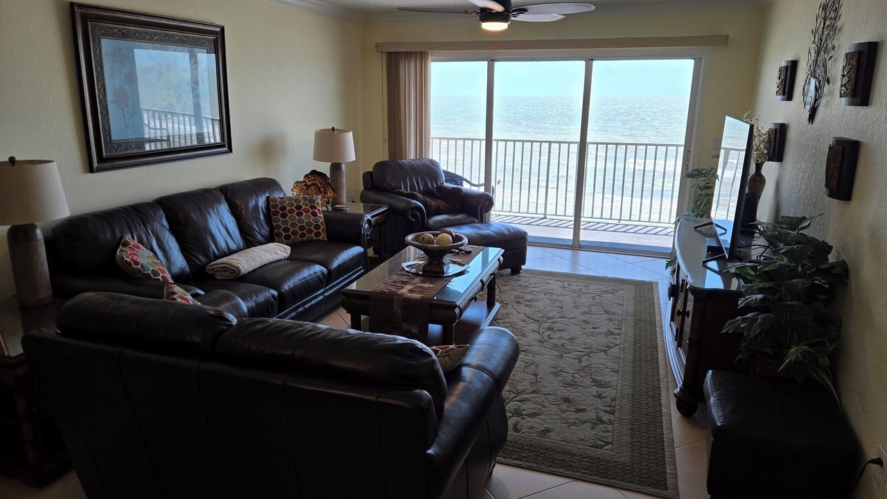 Photo of Livingroom in Redington Shores