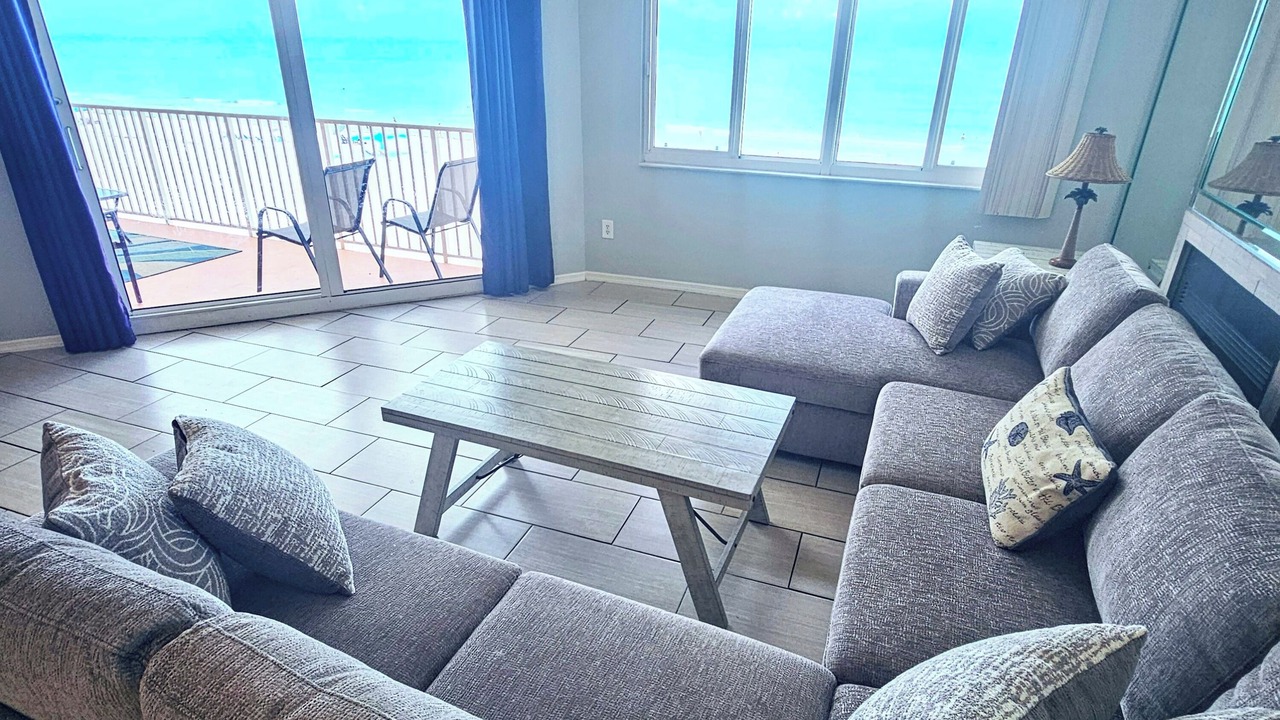 Photo of Livingroom in Indian Shores