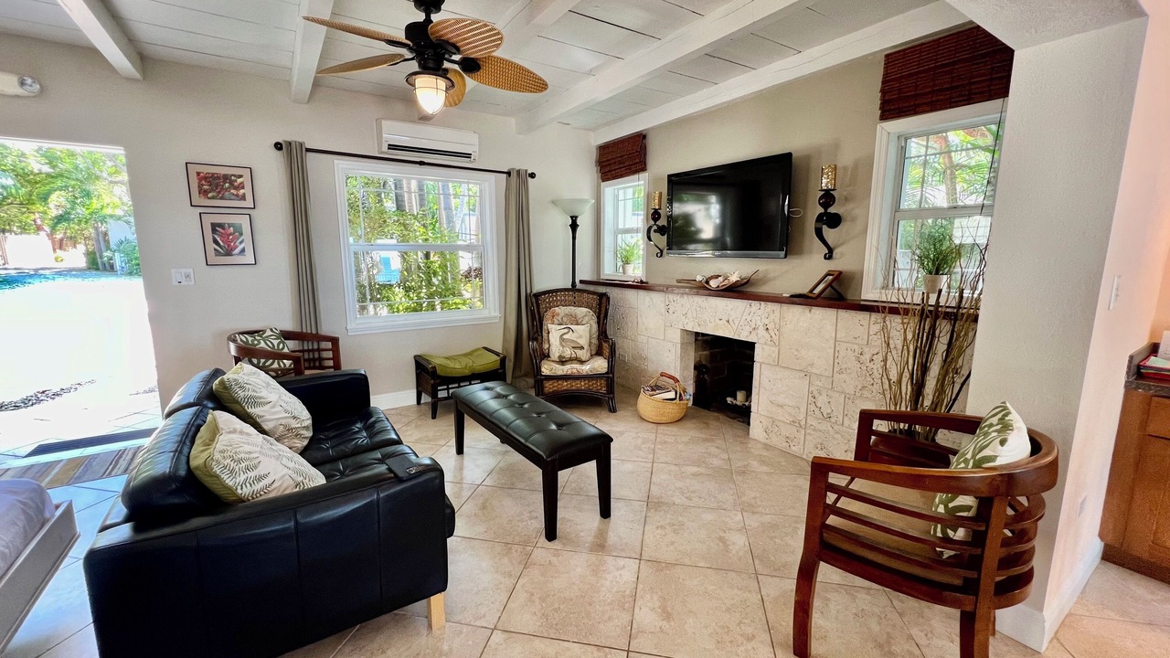 Photo of Livingroom in Islamorada
