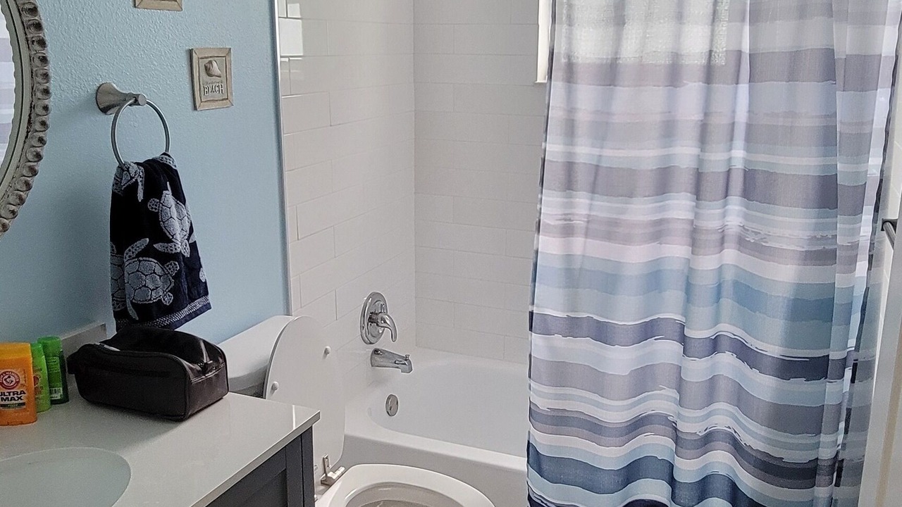Photo of Bathroom in Hudson Beach Estates