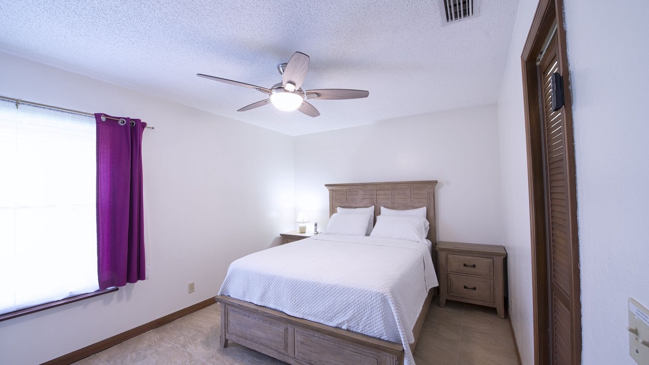Photo of Bedroom in Eastlake Weir
