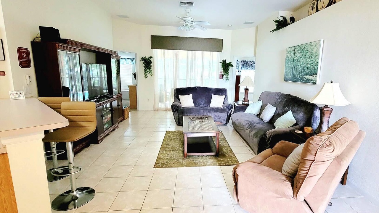 Photo of Livingroom in Mission Park