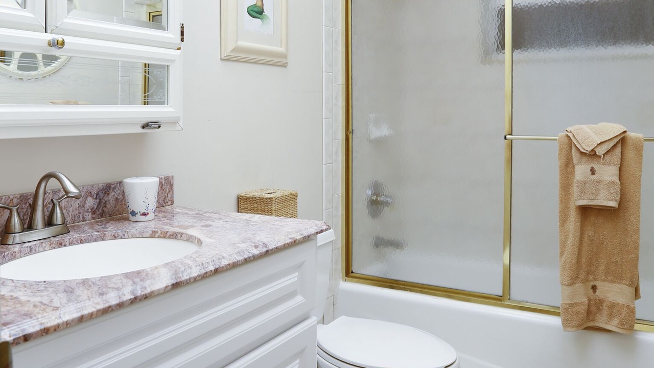Photo of Bathroom in Tavernier