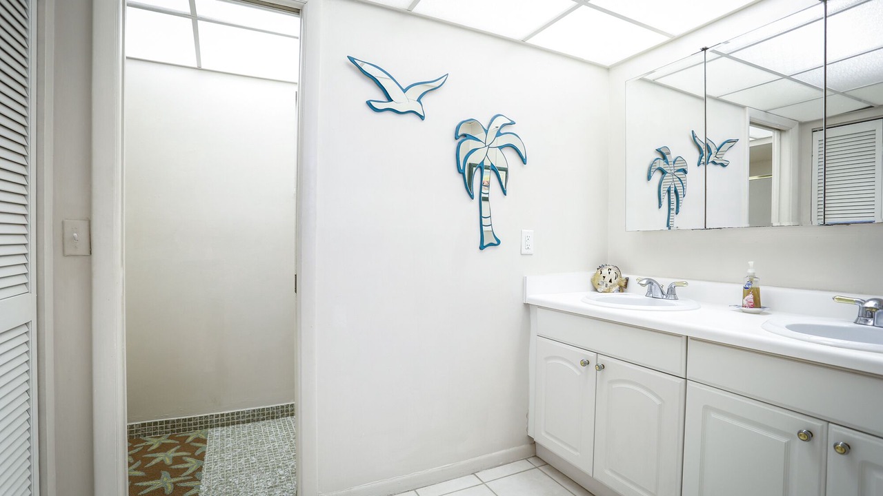 Photo of Bathroom in Tavernier
