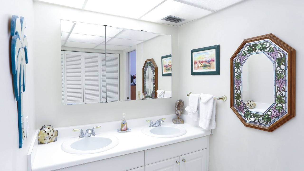 Photo of Bathroom in Tavernier