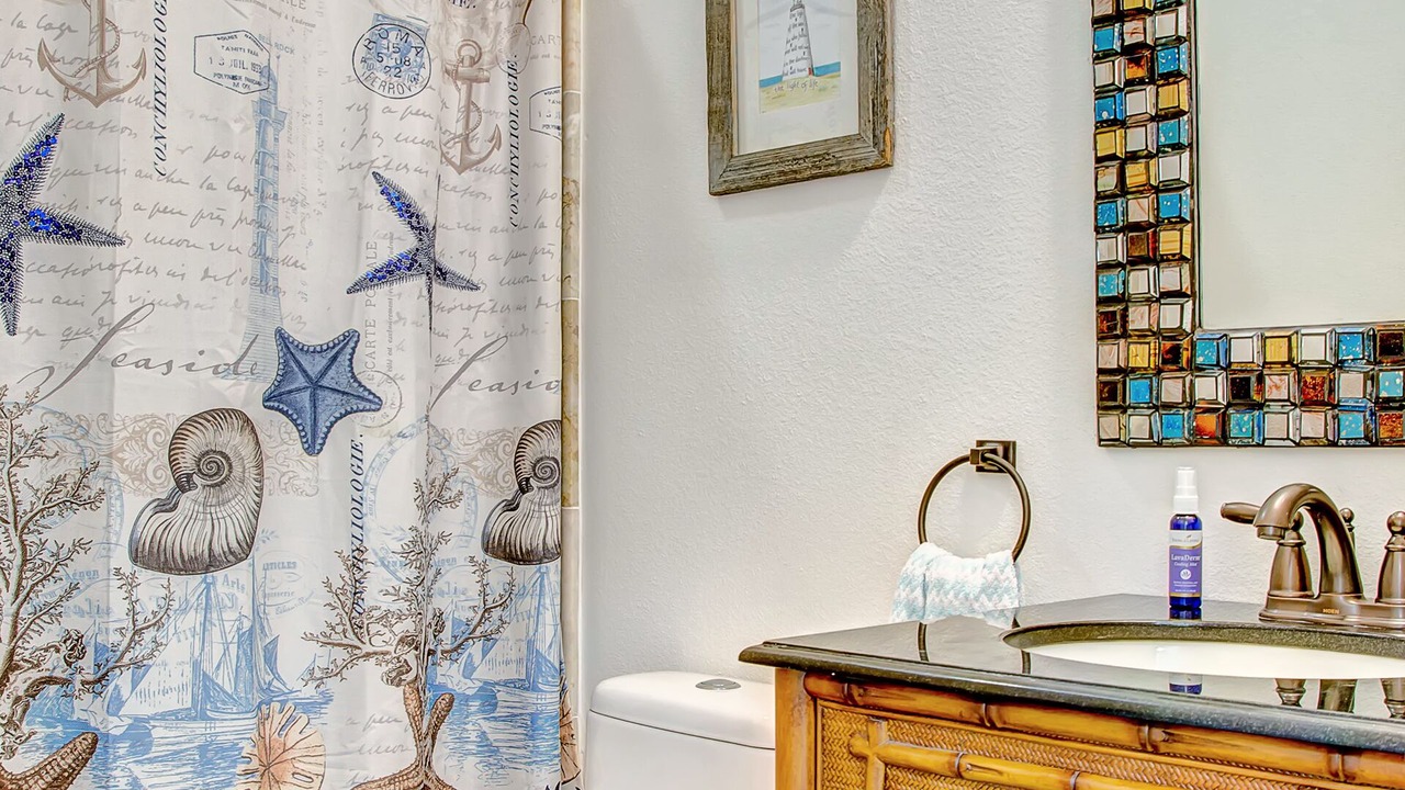 Photo of Bathroom in Dauphin Island