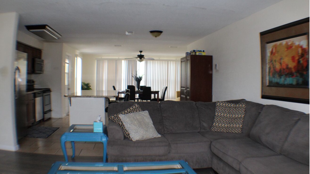 Photo of Livingroom in Tropic