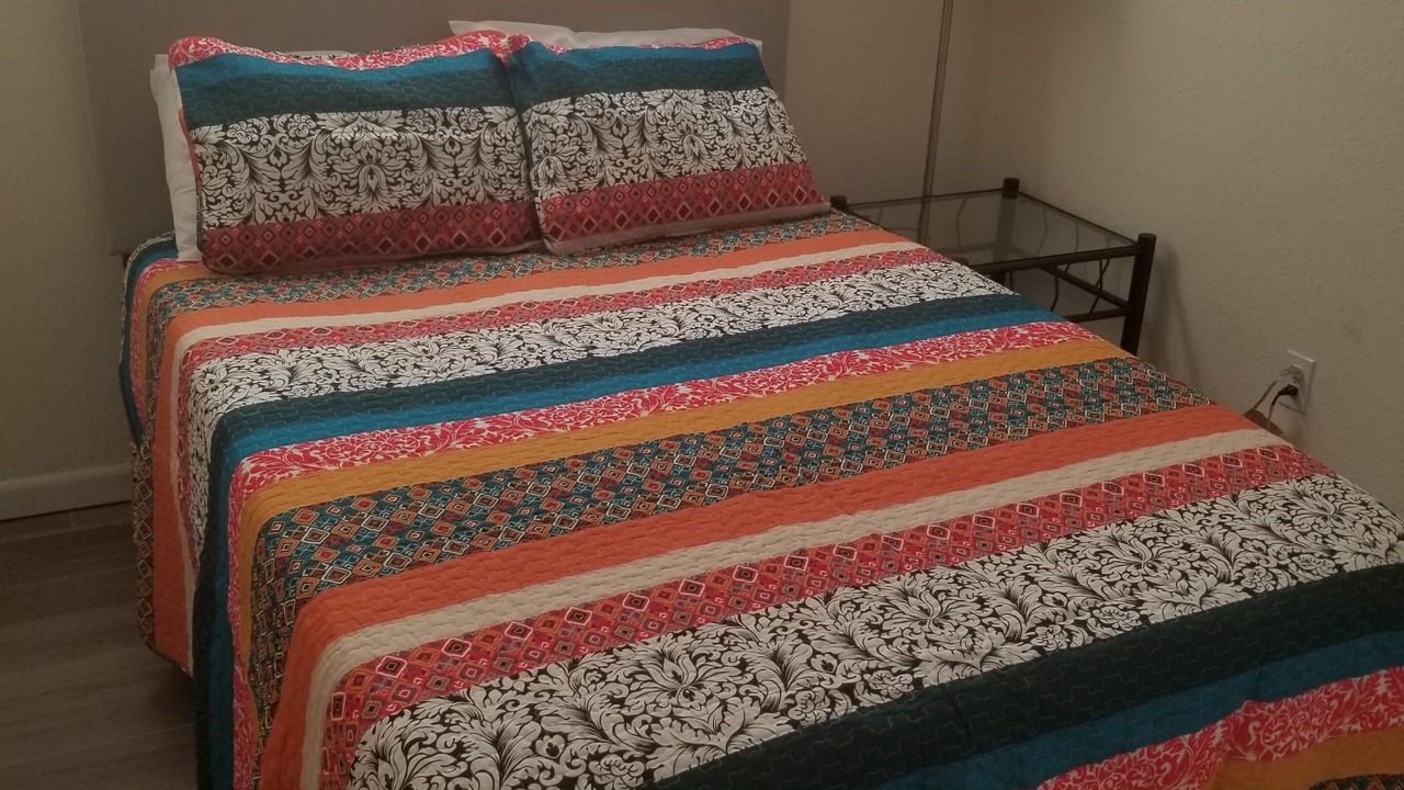 Photo of Bedroom in Tropic