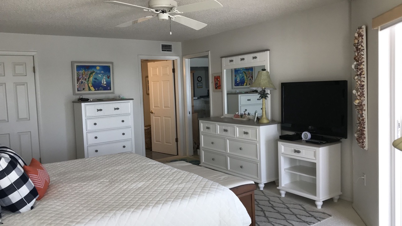 Photo of Bedroom in Melbourne Beach