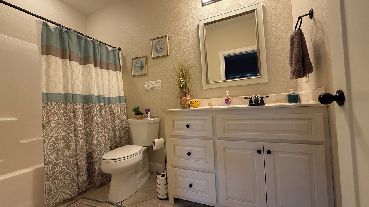 Photo of Bathroom in Hiawassee