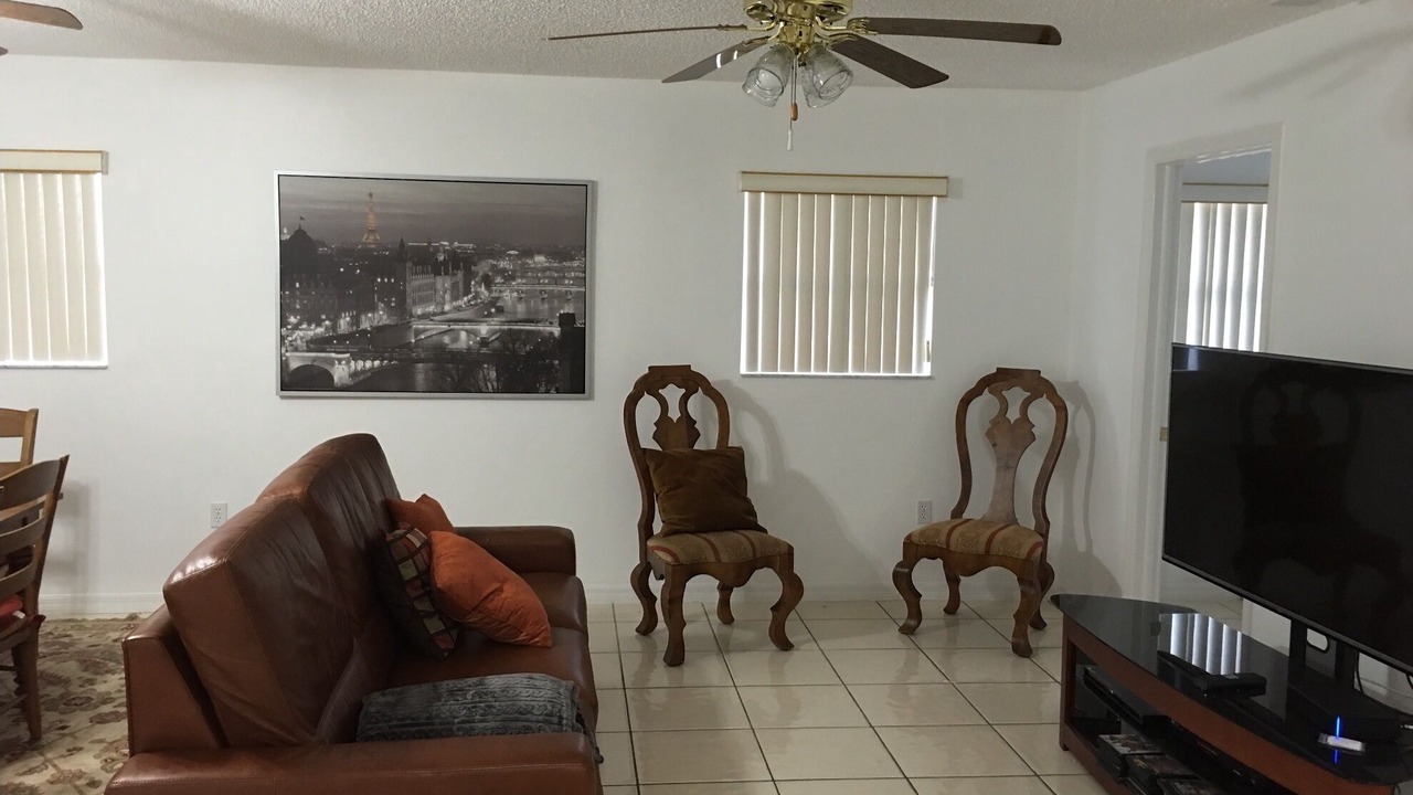 Photo of Livingroom in Tamiami