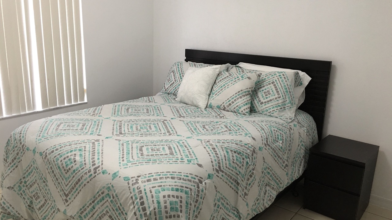 Photo of Bedroom in Tamiami