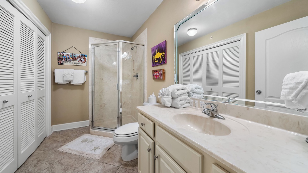 Photo of Bathroom in Orange Beach