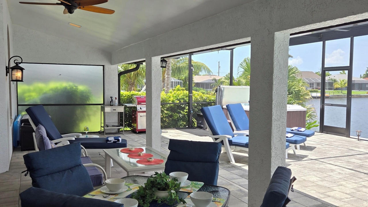 Photo of Outdoor in Pelican