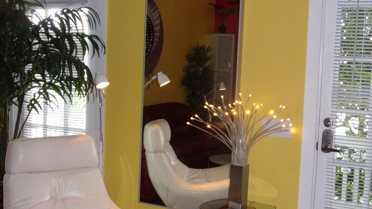 Photo of Bedroom in Uptown - Upper Duval