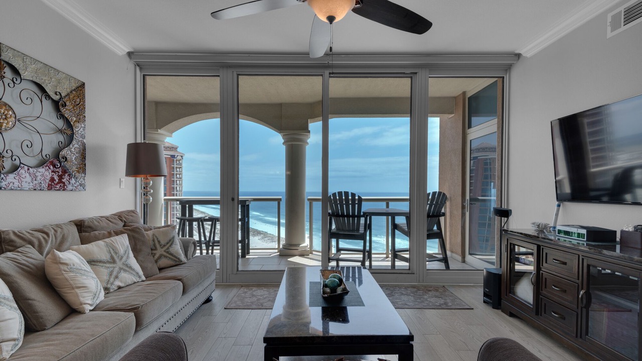 Photo of Bedroom in Pensacola Beach