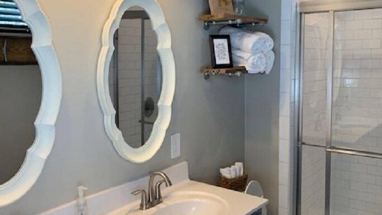 Photo of Bathroom in East End