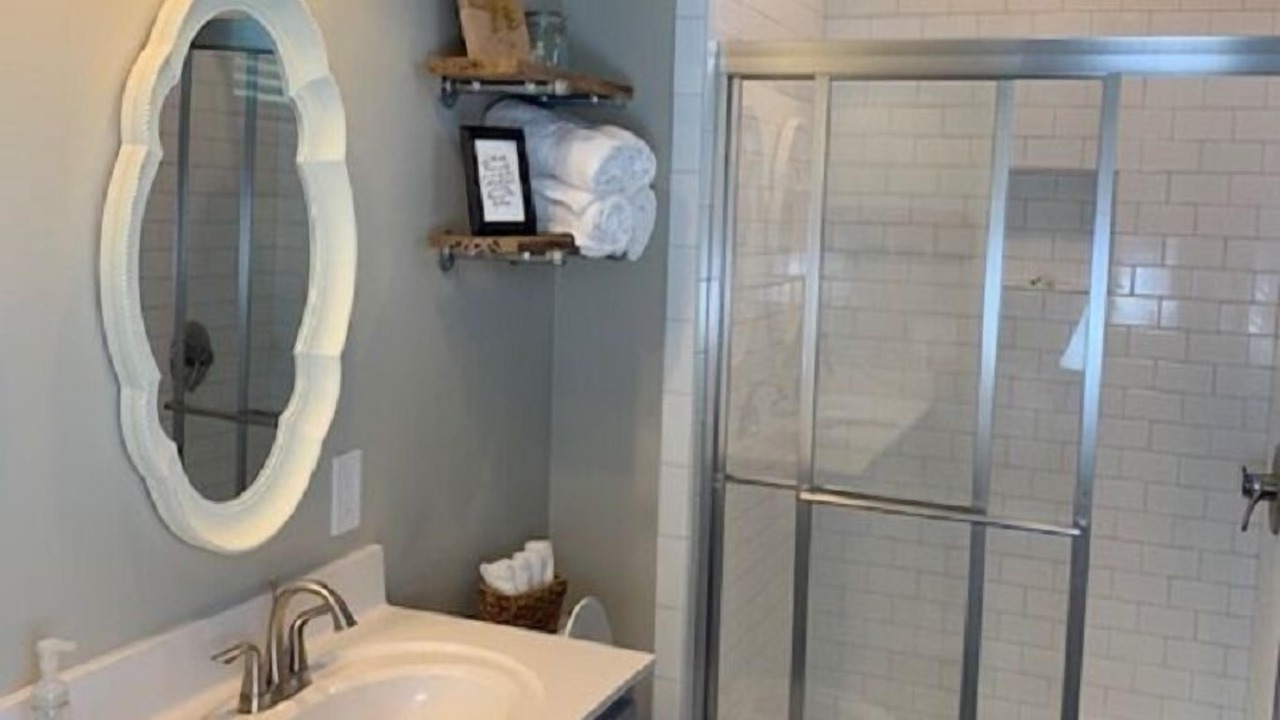 Photo of Bathroom in East End