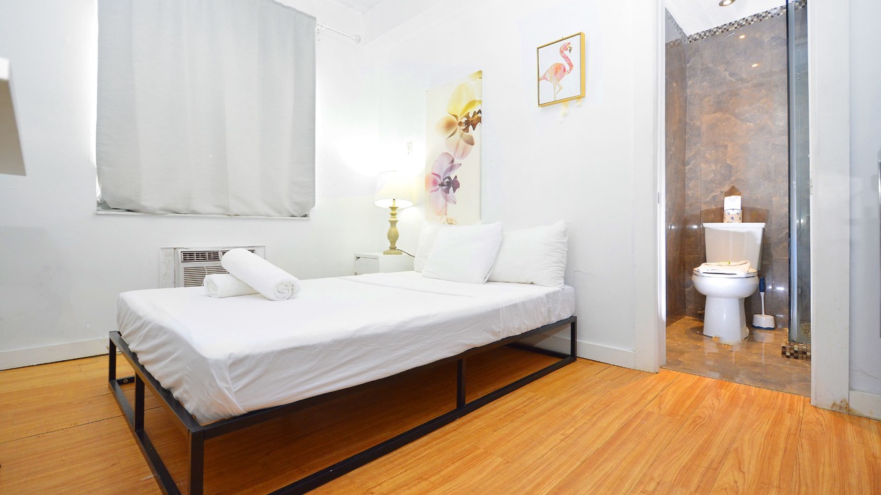 Photo of Bedroom in South of Fifth