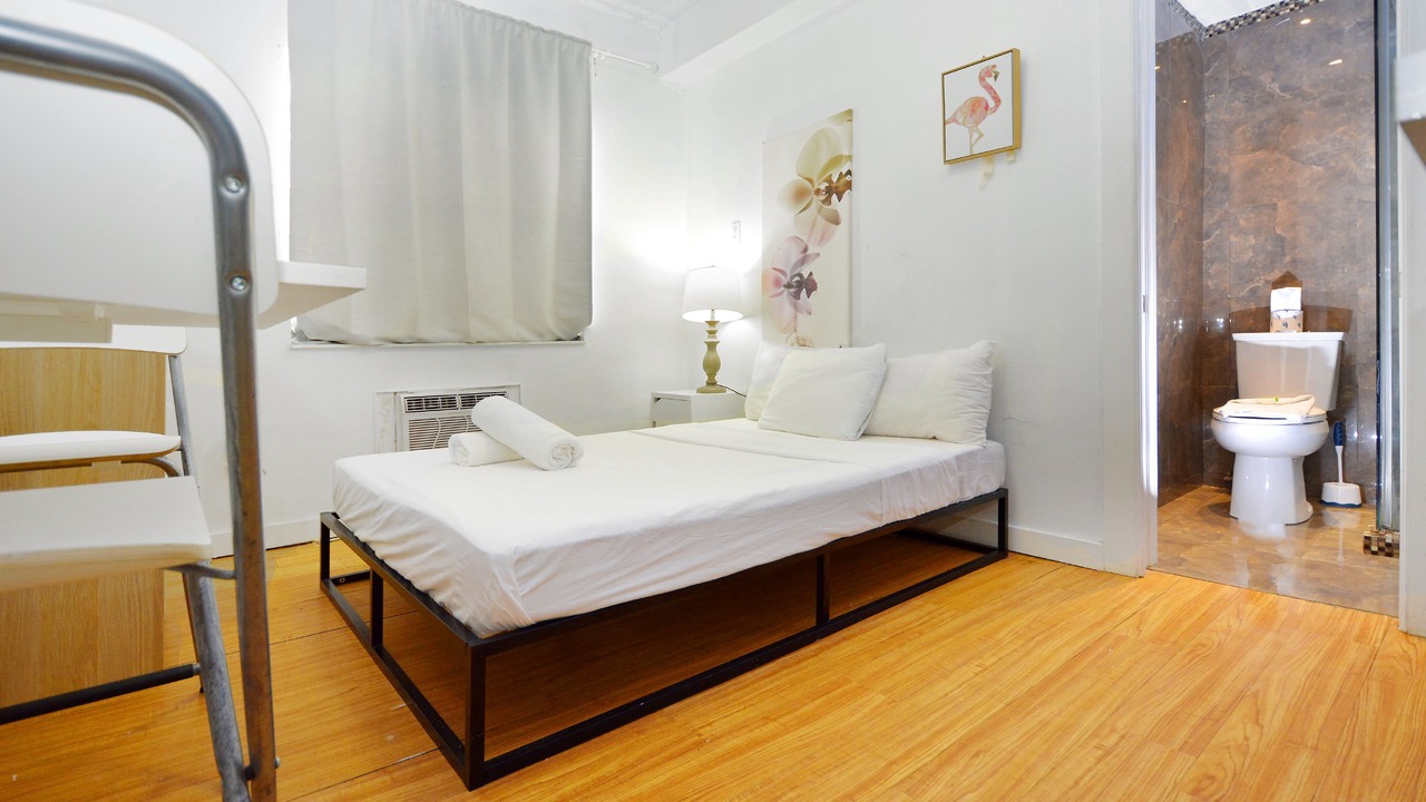 Photo of Bedroom in South of Fifth