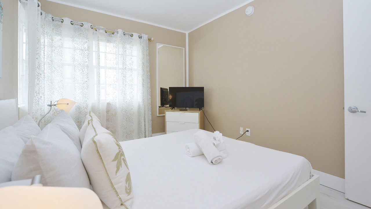 Photo of Bedroom in South of Fifth