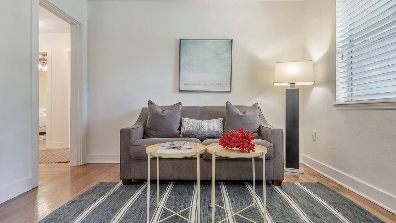 Photo of Livingroom in SoHo