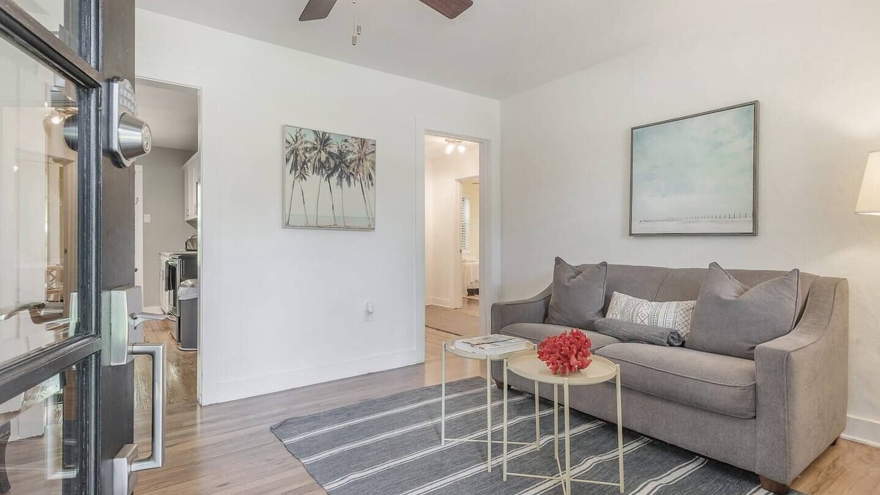 Photo of Livingroom in SoHo