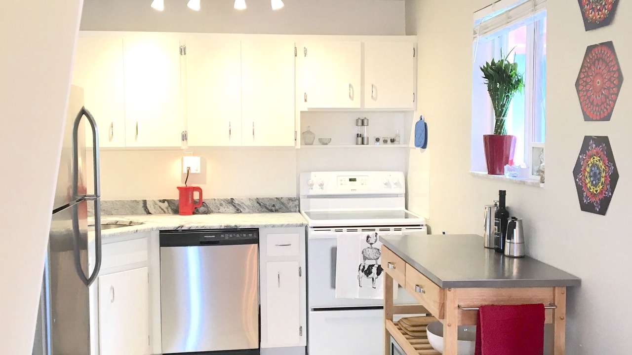 Photo of Kitchen in South Palm Park Neighborhood Association