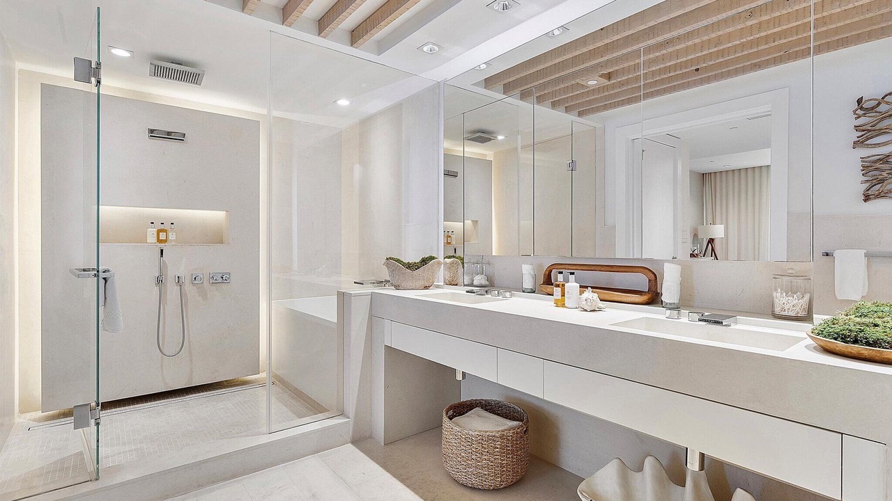 Photo of Bathroom in South Beach