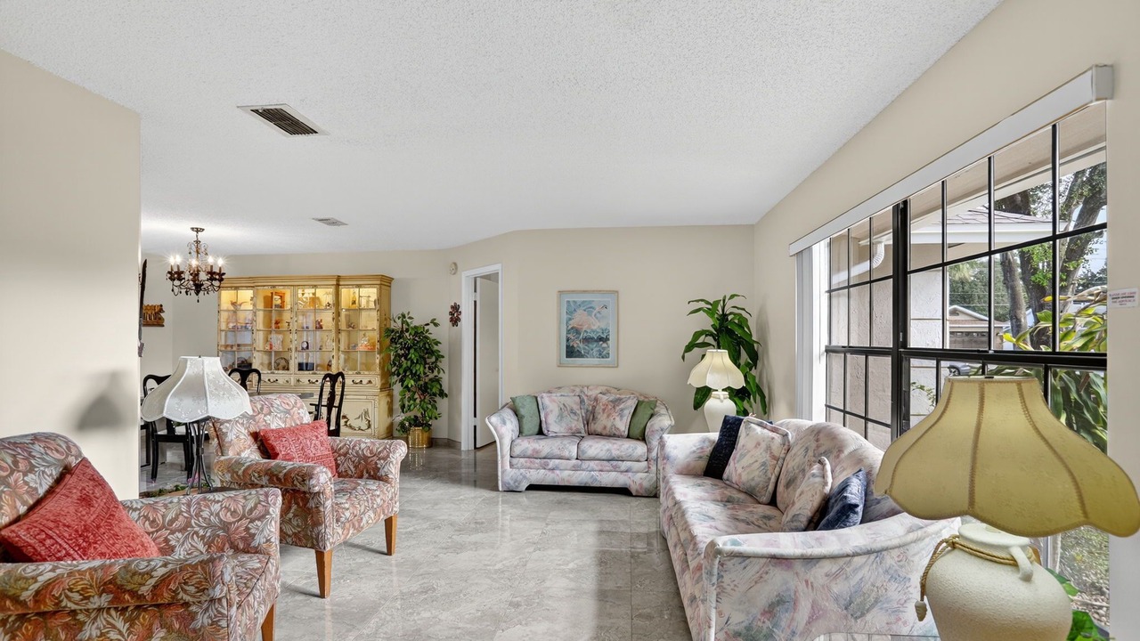Photo of Livingroom in Indian Ridge