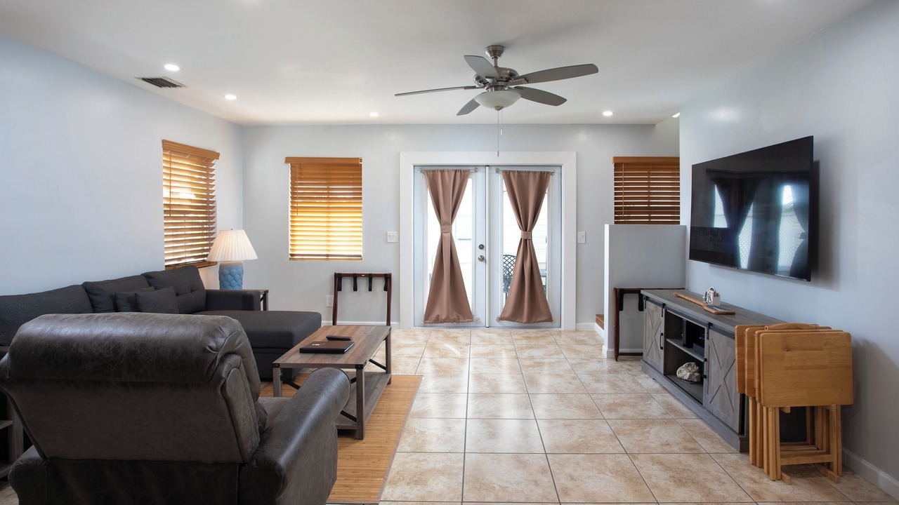 Photo of Livingroom in Old Town