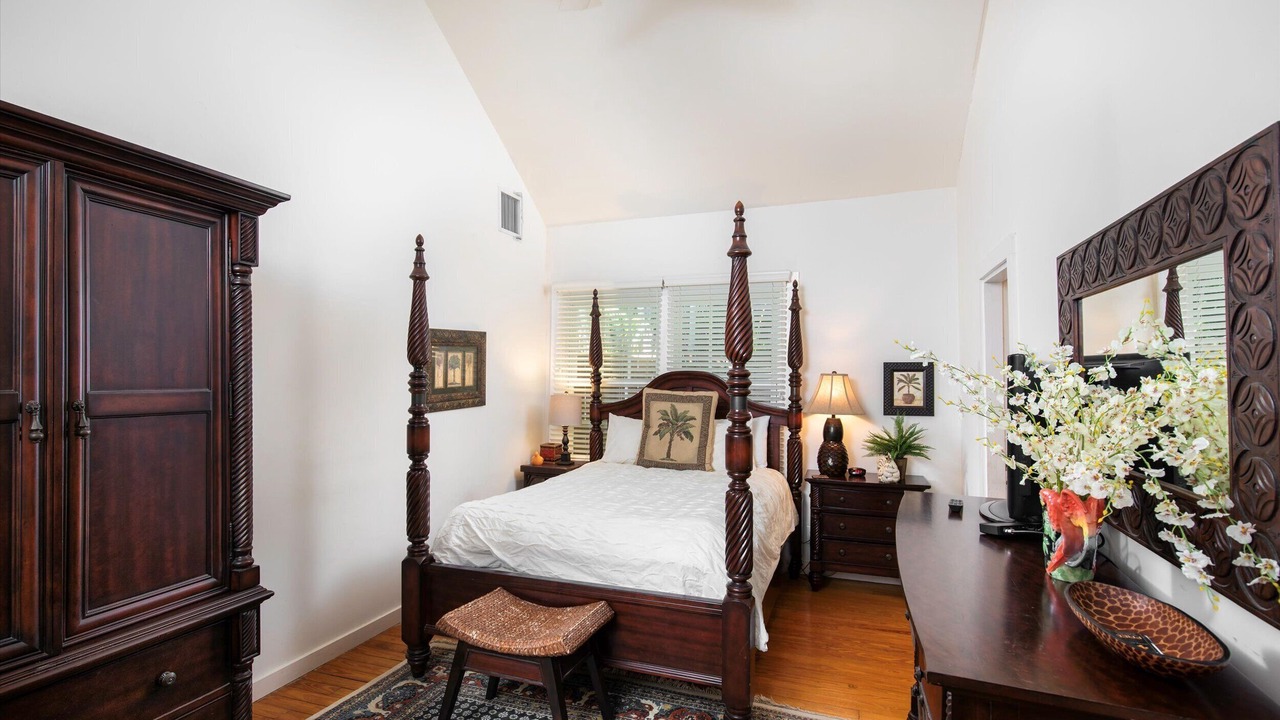 Photo of Bedroom in Old Town