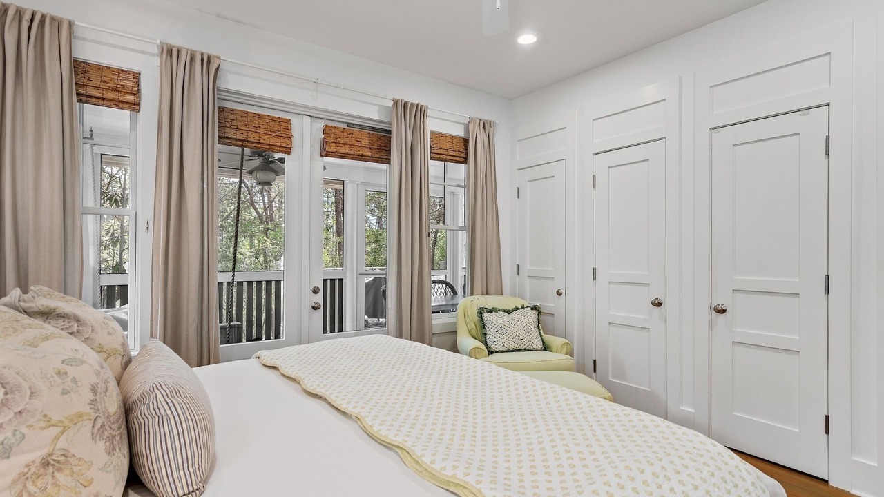 Photo of Bedroom in Cottage District