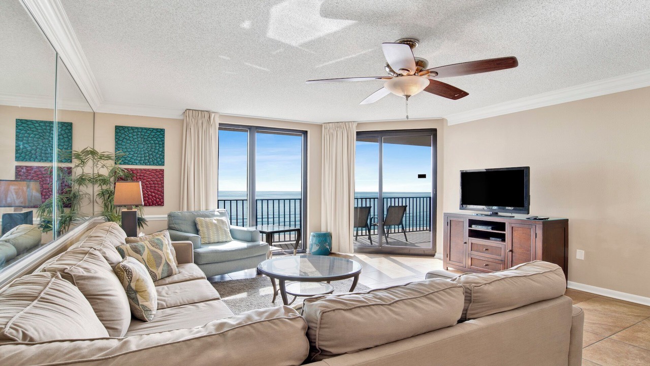 Photo of Livingroom in Orange Beach East