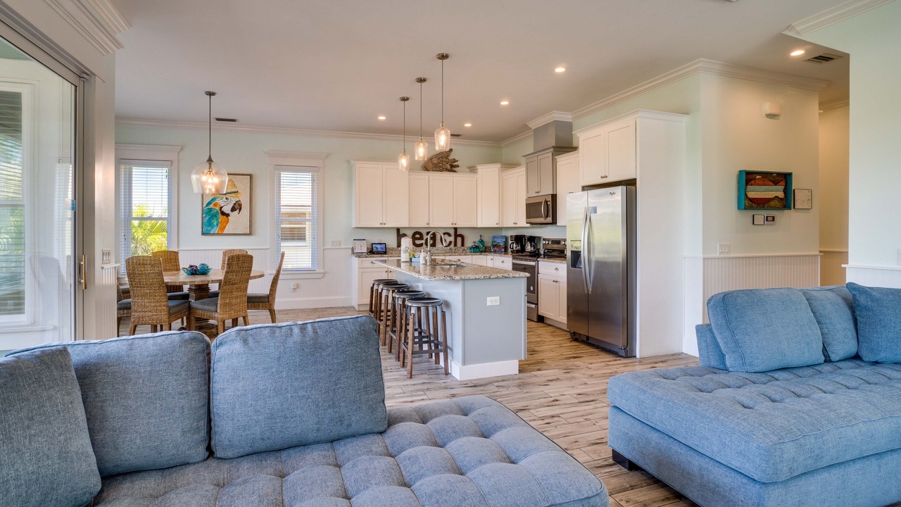 Photo of Livingroom in Bradenton Beach