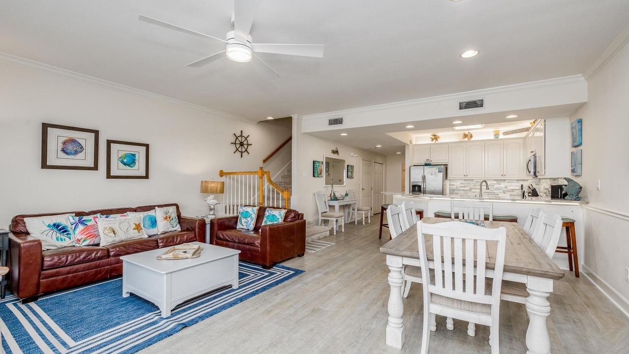 Photo of Livingroom in White Sands Cottages