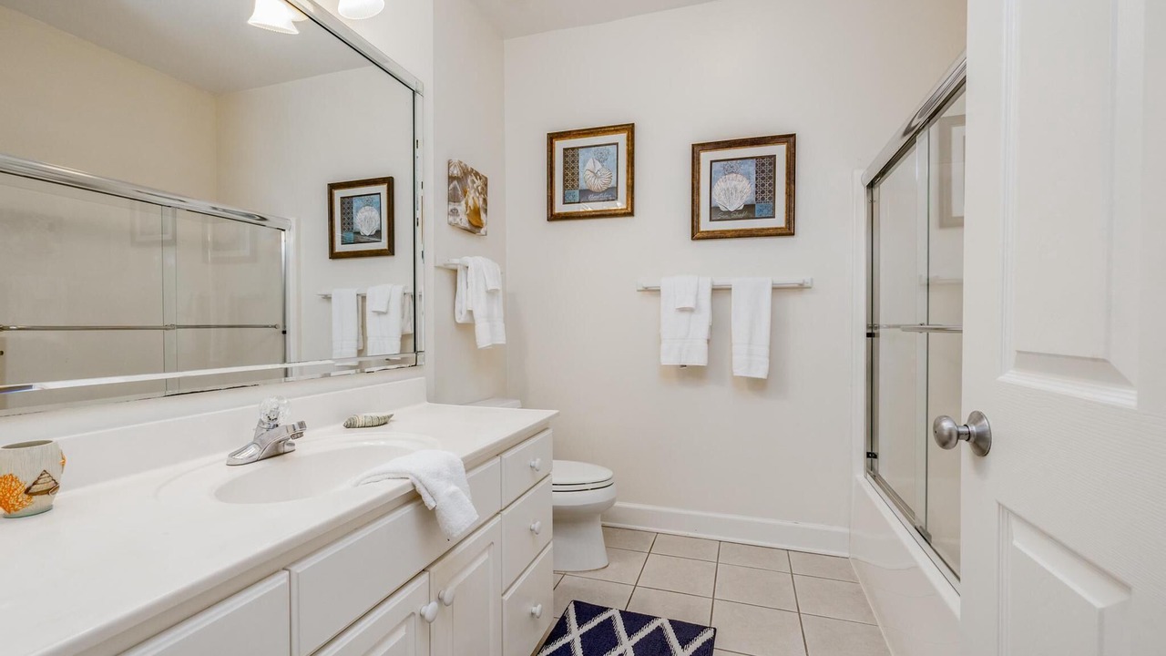 Photo of Bathroom in White Sands Cottages
