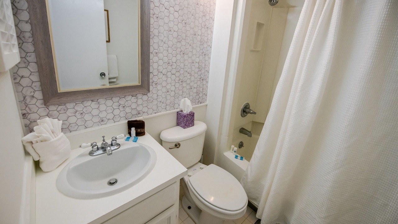 Photo of Bathroom in Fernandina Beach
