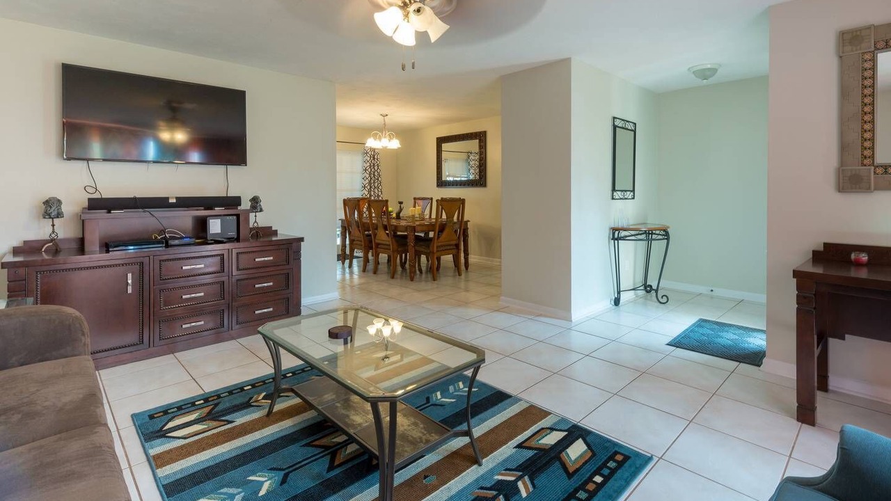 Photo of Livingroom in Deltona Lakes