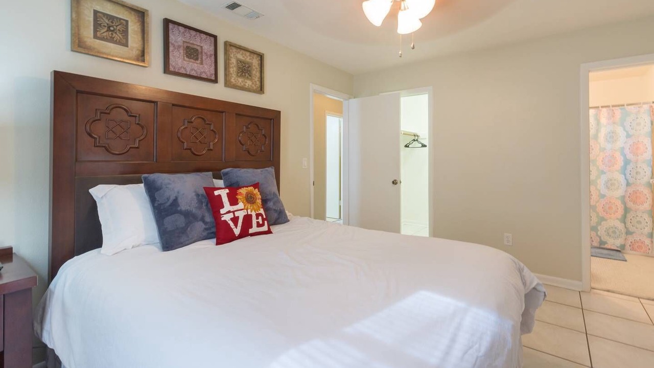 Photo of Bedroom in Deltona Lakes