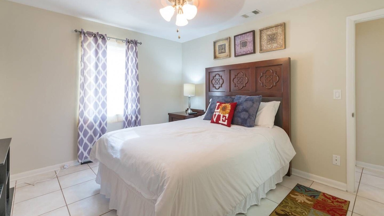 Photo of Bedroom in Deltona Lakes